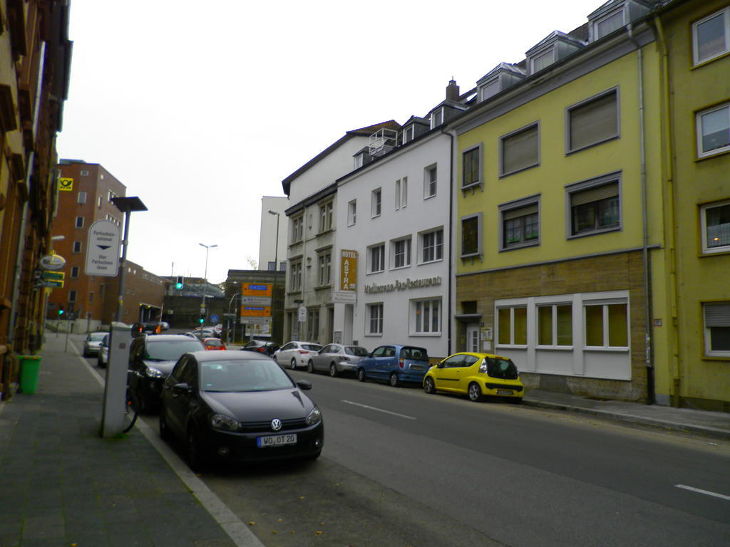 Astra Hotel Kaiserslautern Exteriör bild